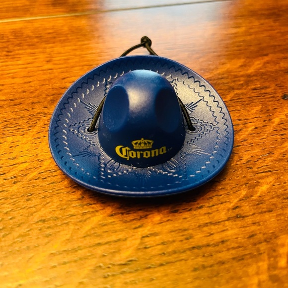 🍺 Group of beer bottle openers/ beer key rings 🍺 - Picture 8 of 11